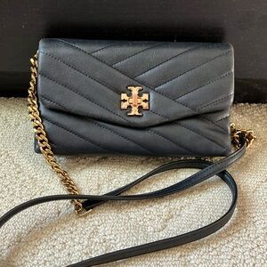 Tory Burch Kira Chevron Crossbody Bag Chain Wallet Black